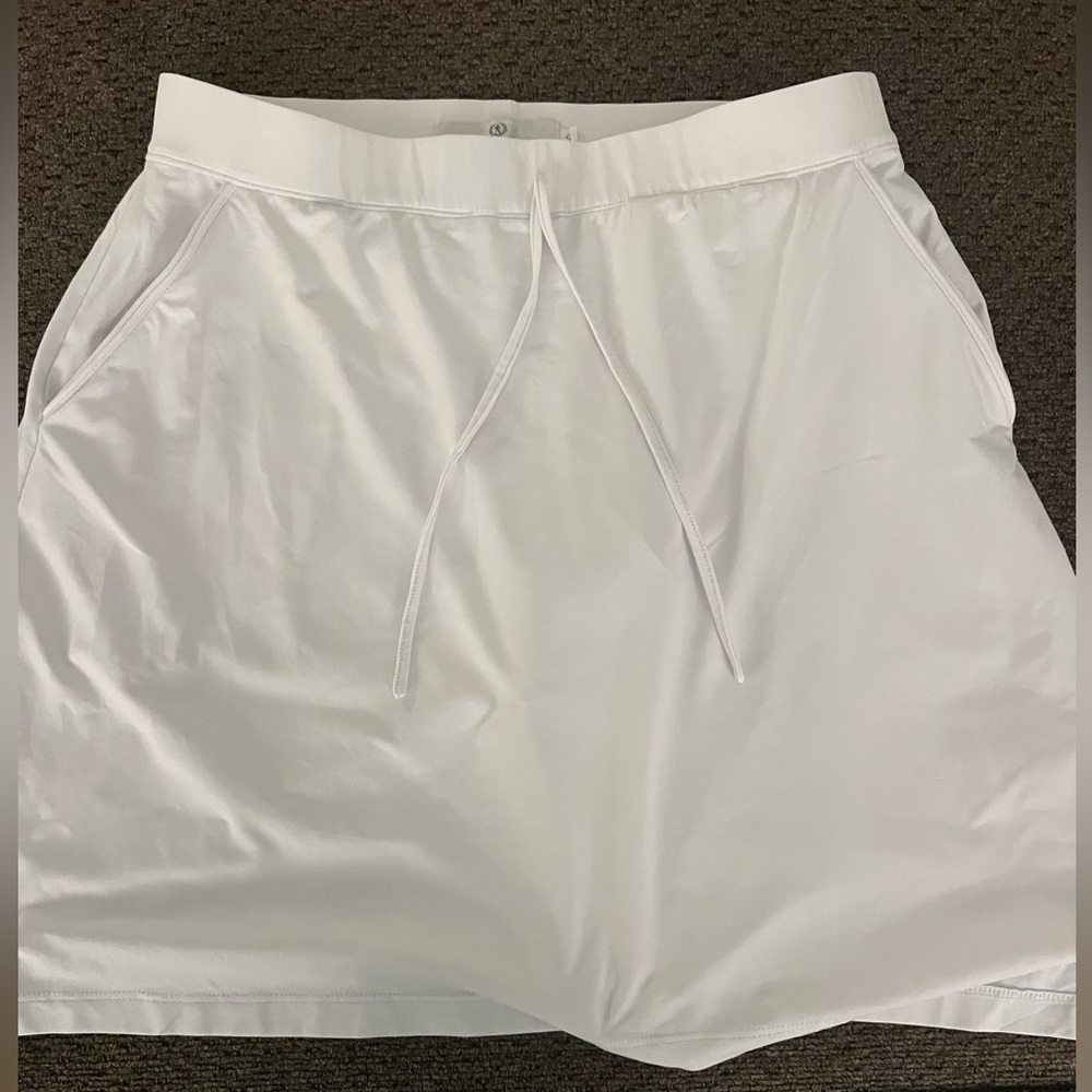 Bugatchi white tennis skirt/skort‎ sz s